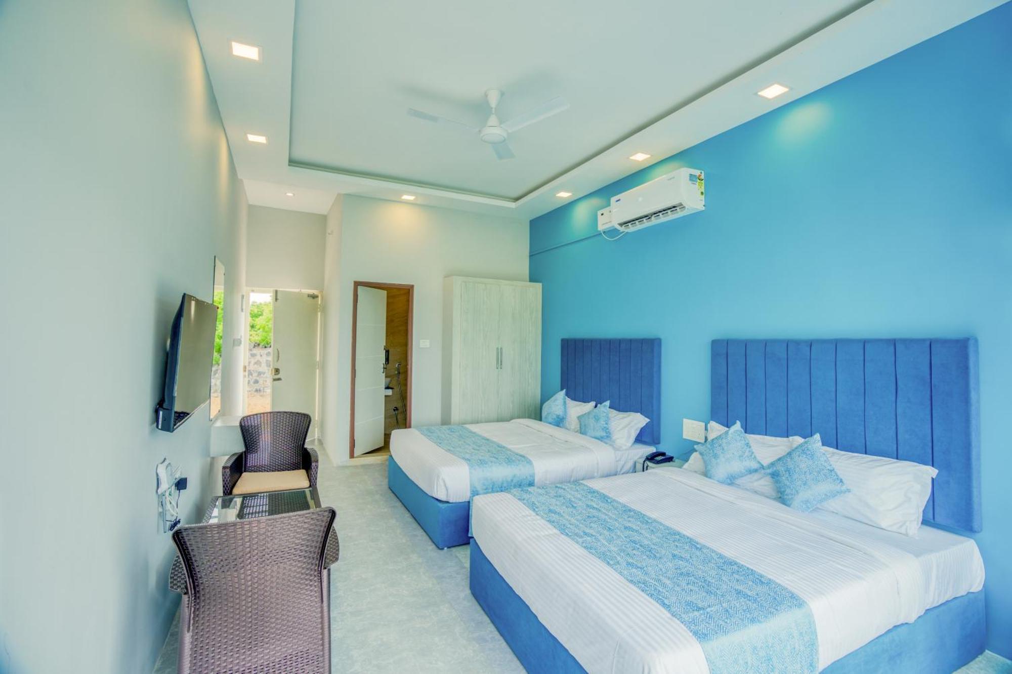 Seaborne Beach Resort Auroville Exterior photo